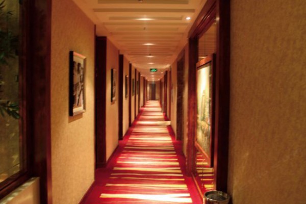 广州按摩好去处：人和东华村按摩店精选